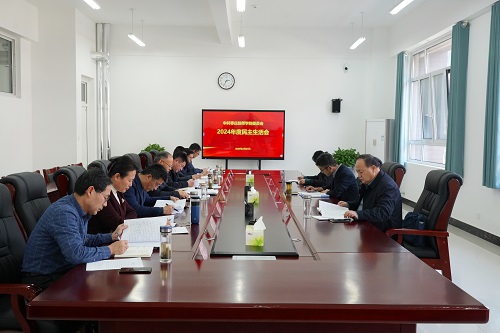 民主1.jpg