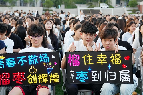 煤炭卫校观众 - 副本.jpg