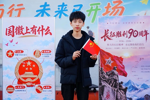 小男孩.jpg